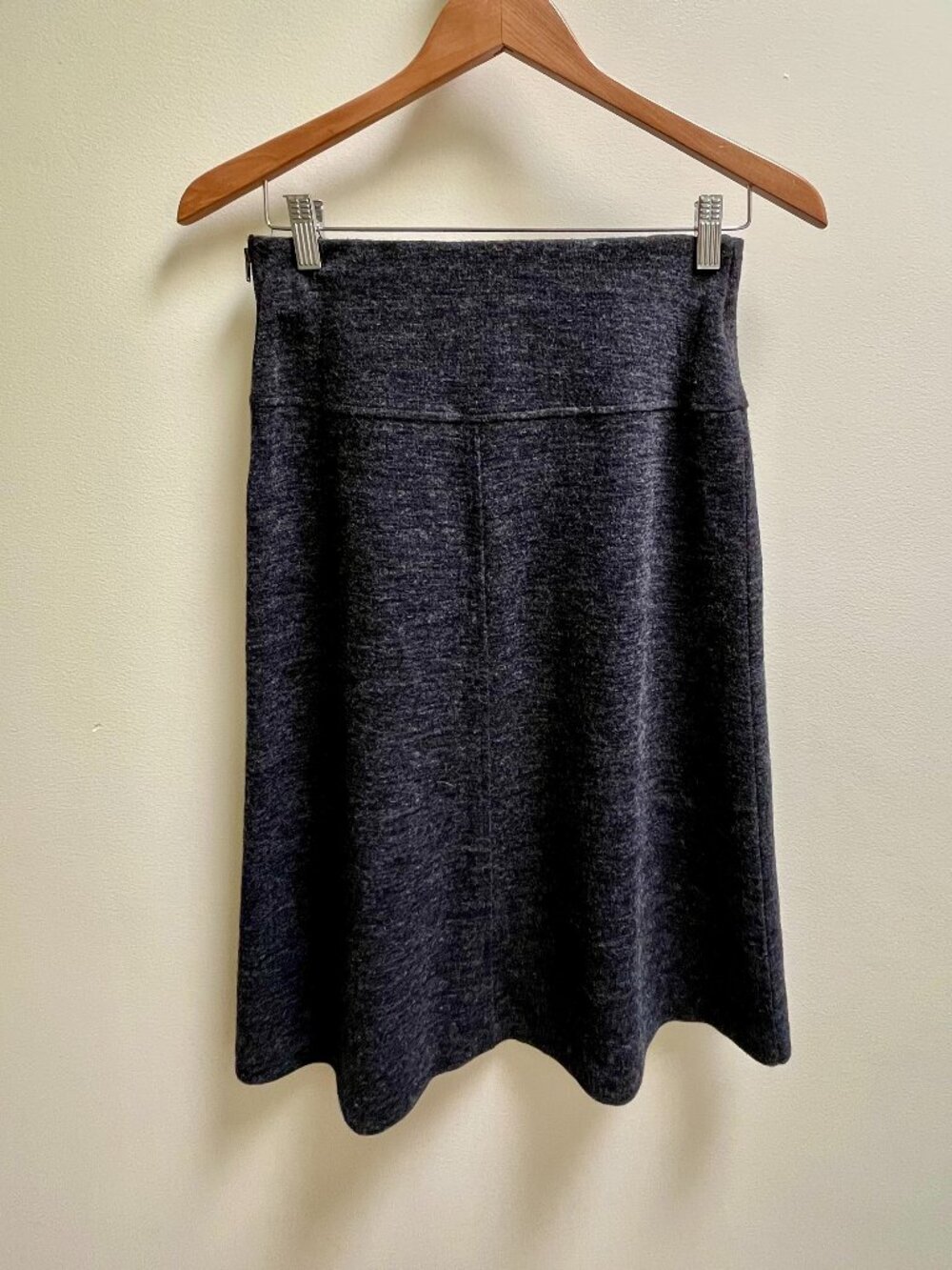 LOFT gray sweater skirt